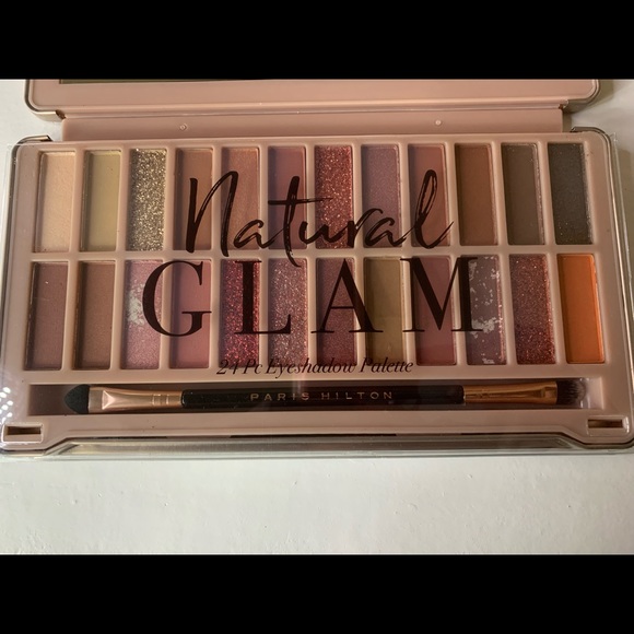 Paris Hilton Other - Paris Hilton Eyeshadow